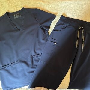 Figs scrubs, 2 pocket top and cargo pants, navy